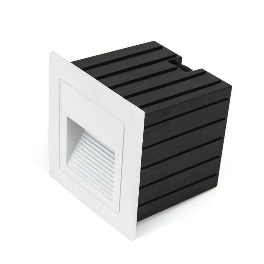 LED Įmontuotas šviestuvas LORO LED/2W/230V IP65 balta