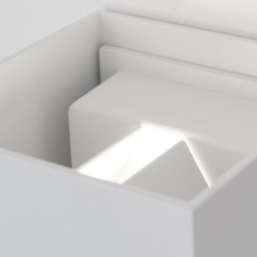 LED Lauko sieninis šviestuvas su judesio ir prieblandos jutikliu CUBE-S LED/13W/230V IP54 balta