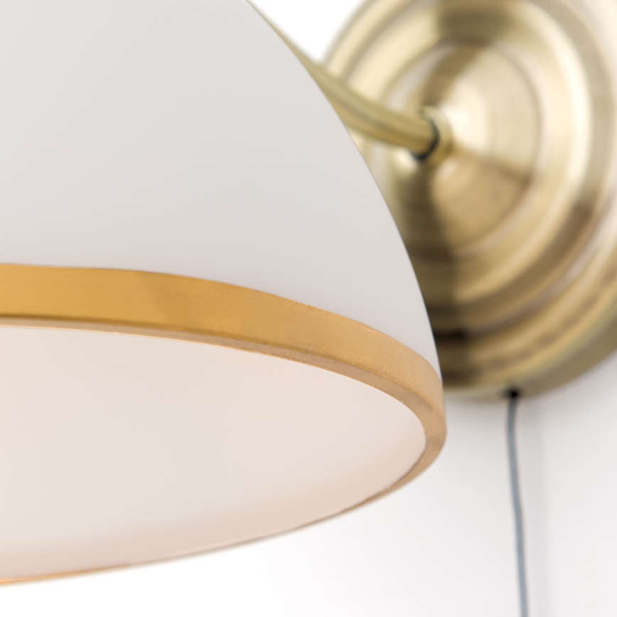 Sieninis šviestuvas OLD LAMP 1xE27/40W/230V balta/žalvaris