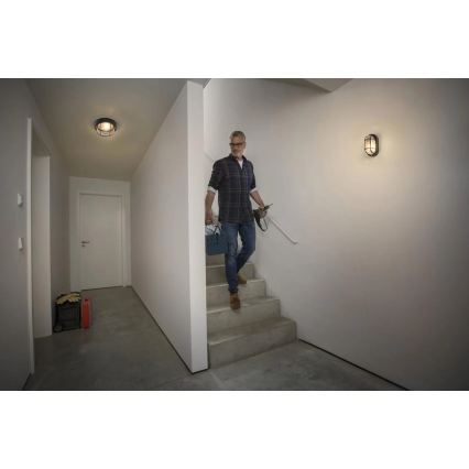 Osram - Lauko sieninis šviestuvas BULKHEAD 1xE27/10W/230V IP54 juodas