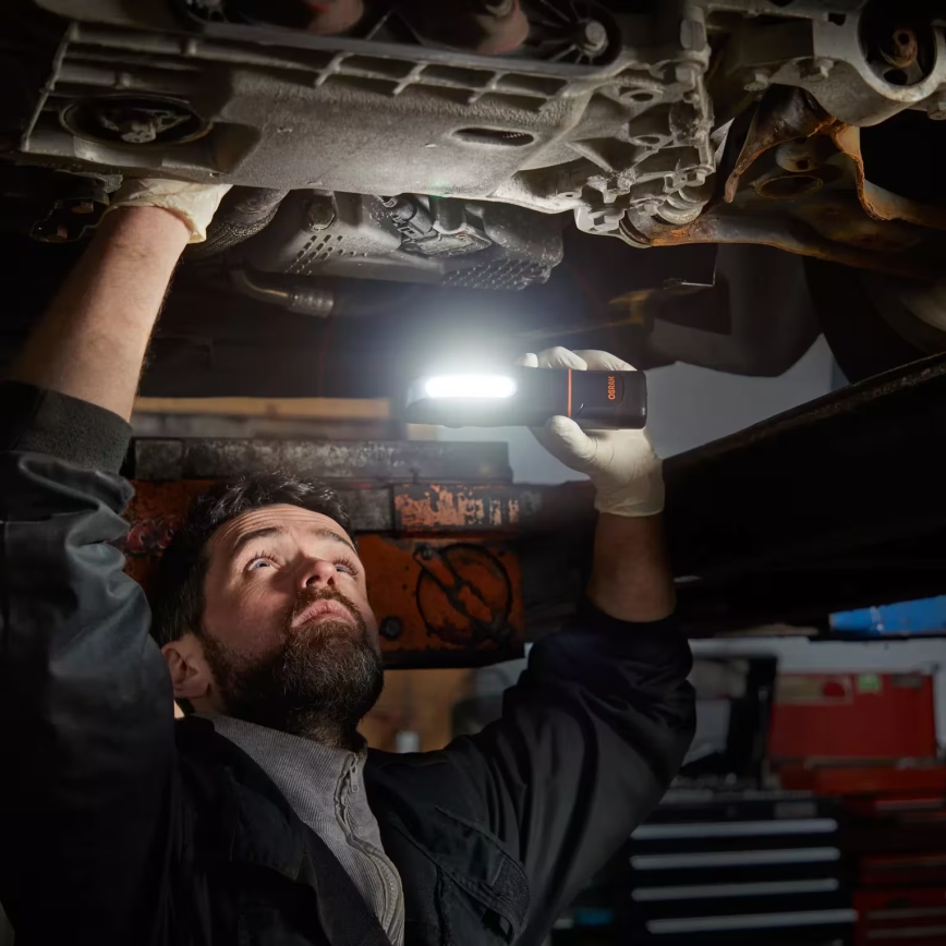 Osram - reguliuojamo ryškumo įkraunamas LED žibintuvėlis LEDINSPECT MINI250, LED/7W/3,7V, IP65, 2000 mAh