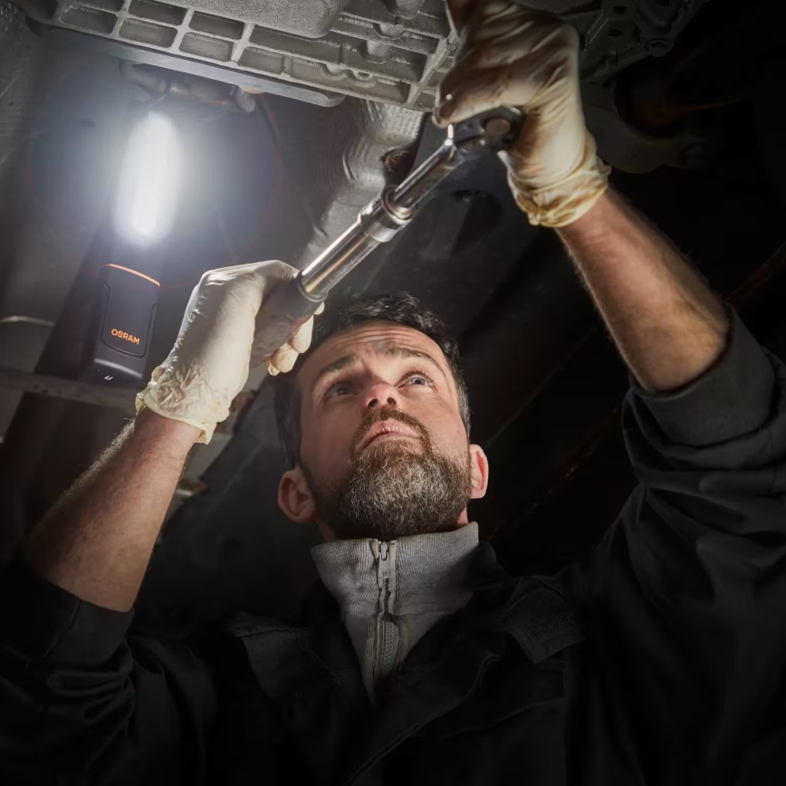 Osram - įkraunamas LED žibintuvėlis su reguliuojamu ryškumu LEDINSPECT MAX500 LED/16W/3,7V IP65 4500 mAh