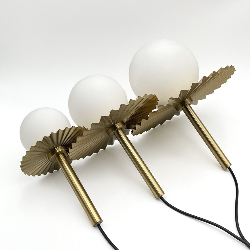 Pakabinama liustra ant laido CHITA 3xG9/5W/230V auksinė