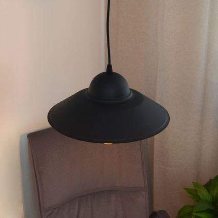 Pakabinamas sietynas SORAPIS 1xE27/15W/230V juoda