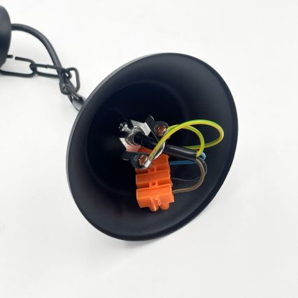 Pakabinamas šviestuvas ant grandinės ANTON 3xE14/15W/230V juodas