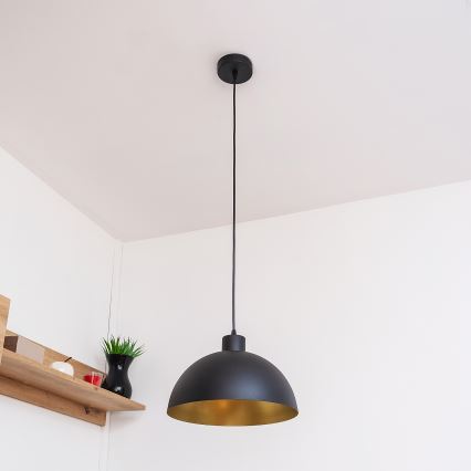 Pakabinamas šviestuvas ant laido VESPER 1xE27/15W/230, skersmuo 30 cm, juoda/auksinė