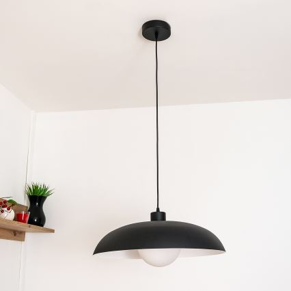 Pakabinamas šviestuvas su laidu ECLIPSE 1xE27/15W/230V juoda/balta