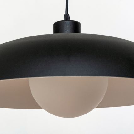 Pakabinamas šviestuvas su laidu ECLIPSE 1xE27/15W/230V juoda/balta