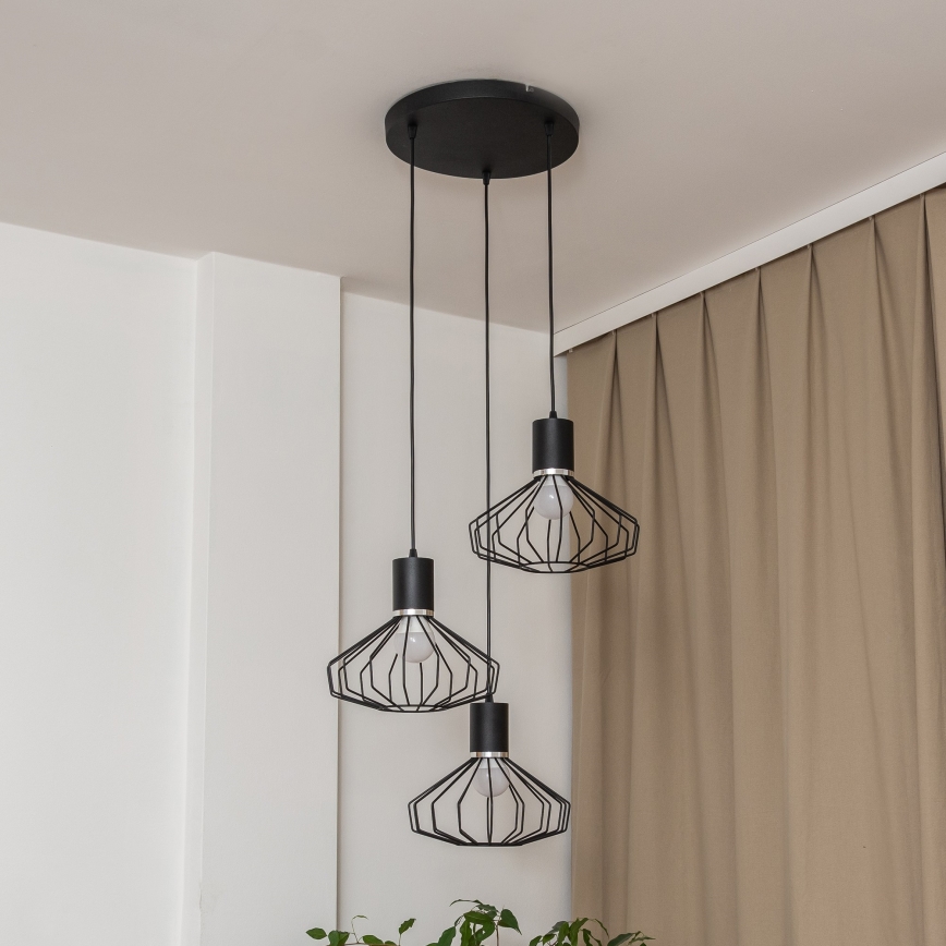 Pakabinamas šviestuvas su laidu SOLANO 3xE27/15W/230V juodas/blizgus chromas