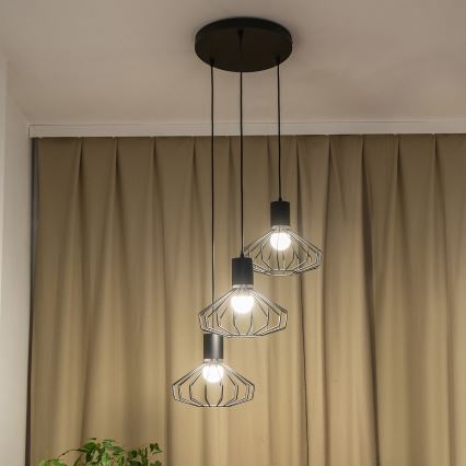 Pakabinamas šviestuvas su laidu SOLANO 3xE27/15W/230V juodas/blizgus chromas
