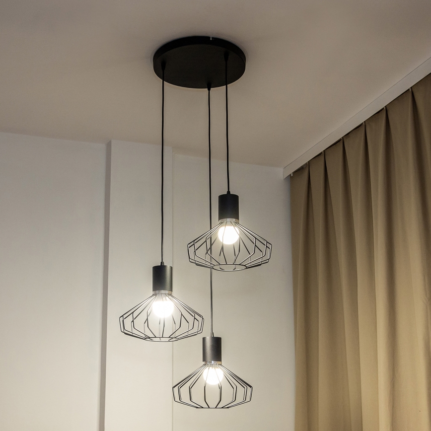 Pakabinamas šviestuvas su laidu SOLANO 3xE27/15W/230V juodas/blizgus chromas