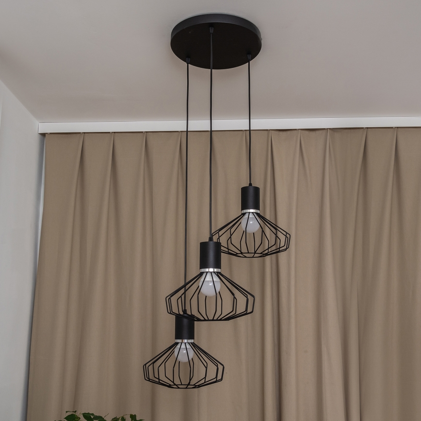 Pakabinamas šviestuvas su laidu SOLANO 3xE27/15W/230V juodas/blizgus chromas