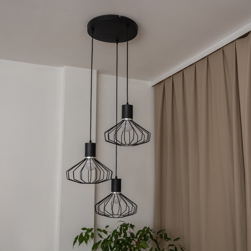 Pakabinamas šviestuvas su laidu SOLANO 3xE27/15W/230V juodas/blizgus chromas