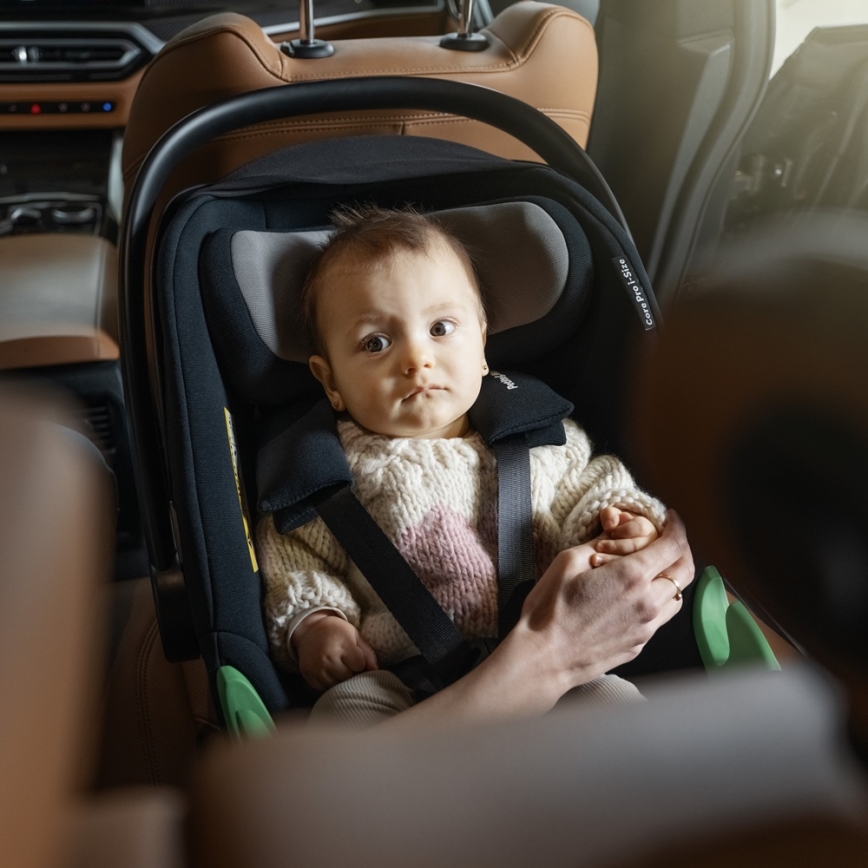 PETITE&MARS - Automobilio sėdynė CORE PRO i-Dydis 40-87 cm (0-13 kg)