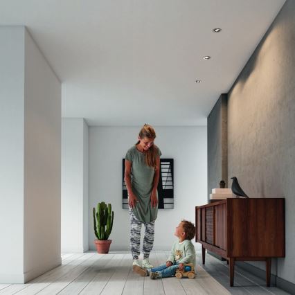 Philips - Komplektas 3x LED RGBW reguliuojamas įleidžiamasis šviestuvas 1xGU10/4,8W/230V blizgus chromas + nuotolinis valdymas