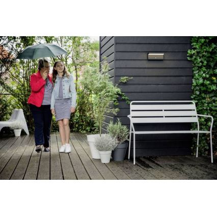 Philips - LED Lauko sieninis šviestuvas su jutikliu BUSTAN LED/3,8W/230V 2700K IP44