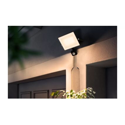 Philips - LED prožektorius su jutikliu LOIS LED/30W/230V IP65 3000K