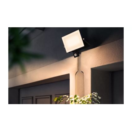 Philips - LED prožektorius su jutikliu LOIS LED/50W/230V IP65 3000K