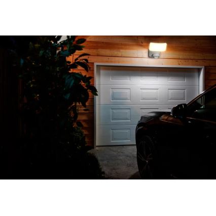 Philips - LED sieninis šviestuvas su jutikliu, įkraunamas saulės energija TYLUS LED/6W/3,7V 2600 mAh 3000K IP44