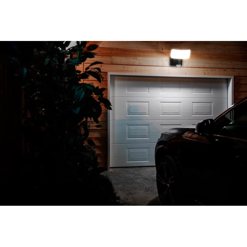 Philips - LED sieninis šviestuvas su jutikliu, įkraunamas saulės energija TYLUS LED/6W/3,7V 2600 mAh 5000K IP44