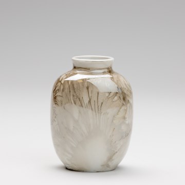 Porcelianinė vaza 12,5x9 cm ruda