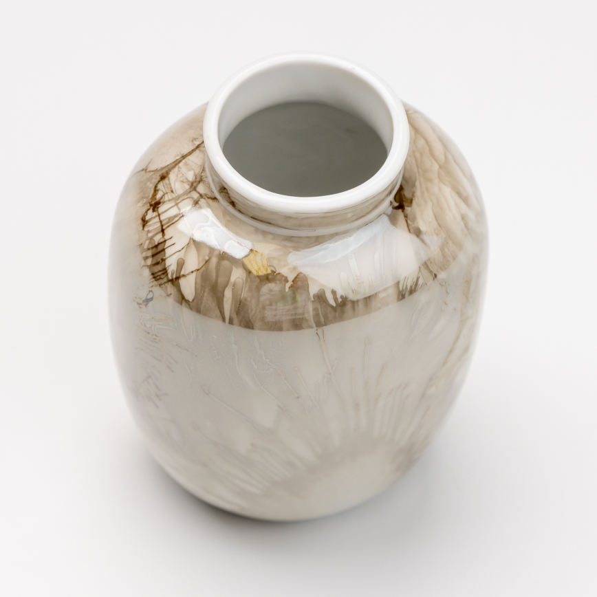 Porcelianinė vaza 12,5x9 cm ruda