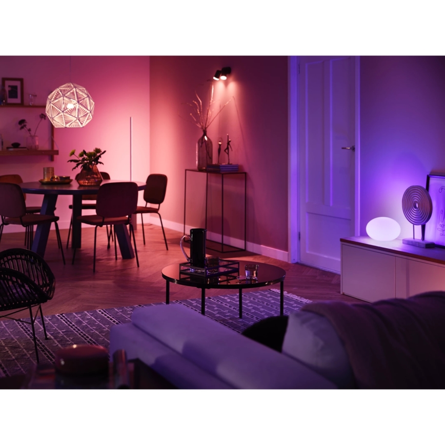 Philips Hue WHITE AND COLOR AMBIANCE pradinis rinkinys 2xE27/9W/230V 2200-6500K + išmanusis lizdas, Hue bridge ir šviesos reguliatorius
