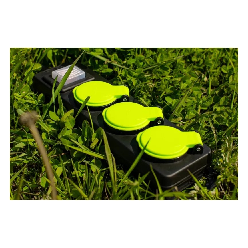 Prailginimo kabelis su jungikliu, 3 lizdai, 10 m, IP44