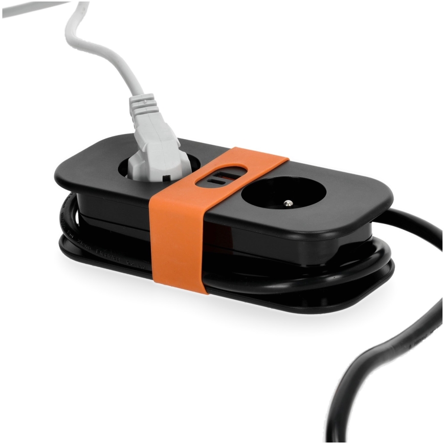 Prailginimo laidas 2Z + 2xUSB 1,4 m juoda
