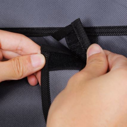 Praktiška audinio laikymo spinta MATIS 110x175 cm su lentynomis ir pakabinimo strypu, pilka