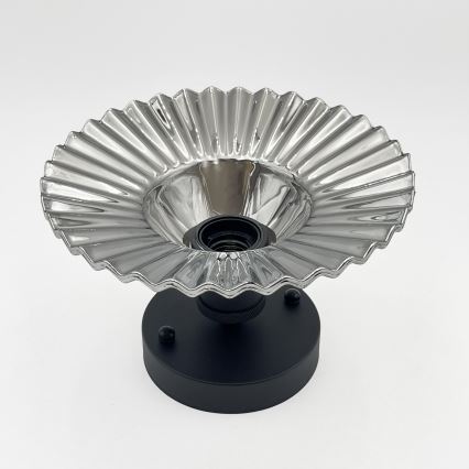 Prie lubų montuojama liustra TRISH 1xE27/15W/230V juoda/dūminė juoda