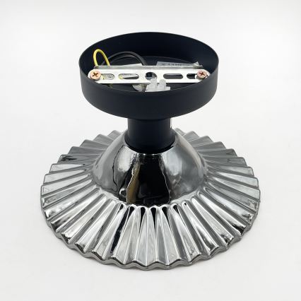 Prie lubų montuojama liustra TRISH 1xE27/15W/230V juoda/dūminė juoda