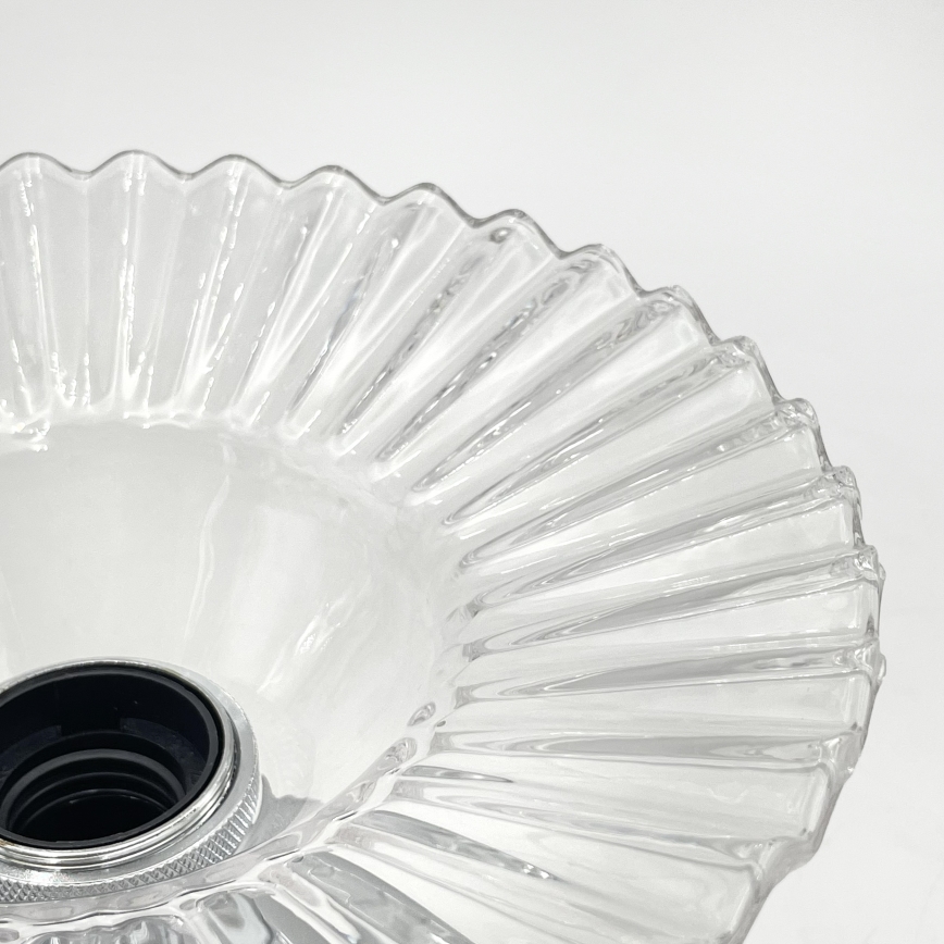 Pritvirtinamas prie lubų liustras TRISH 1xE27/15W/230V blizgus chromas/skaidrus