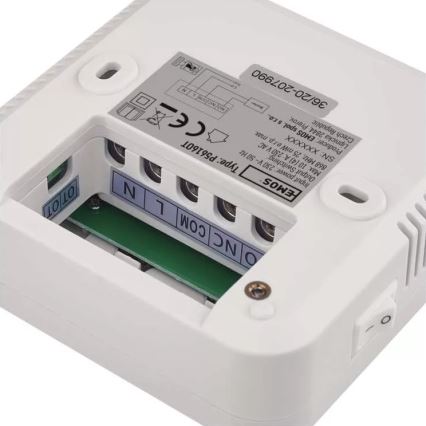 Programuojamas termostatas 230V + 2xAA