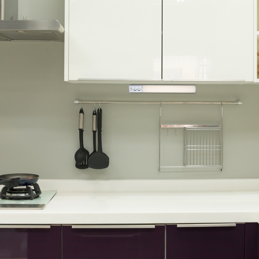 Rabalux - LED Virtuvės šviestuvas, montuojamas po spintelėmis, su stalčiais LED/15W/230V 4000K 70 cm balta