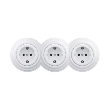 Reblig - Triguba retro buitinė rozetė su rėmeliu SCHUKO 230V sniego baltos spalvos