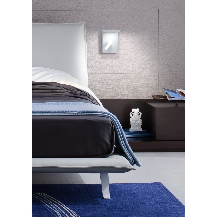 Redo 01-1499 - LED sieninis akcentinis šviestuvas AGOS LED/6W/230V + LED/3,2W USB balta
