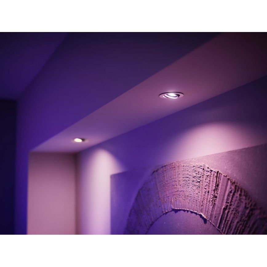 Komplektas 4 vnt. LED RGBW pritemdomos lemputės Philips Hue WHITE AND COLOR AMBIANCE GU5,3/MR16/6,3W/12V 2000-6500K