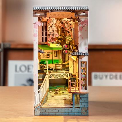 RoboTime - LED Knygų stotelė Sakura alley 2xAAA