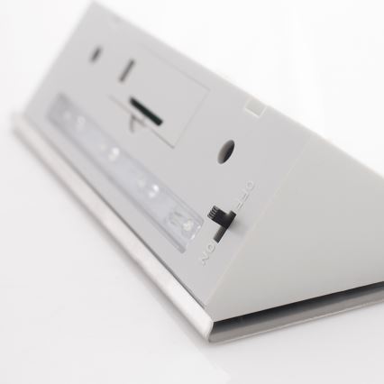 Saulės energija įkraunamas LED namo numeris LED/1,2V 200 mAh IP44