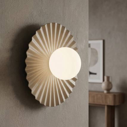 Sieninis šviestuvas UMBRA 1xG9/8W/230V smėlio spalvos