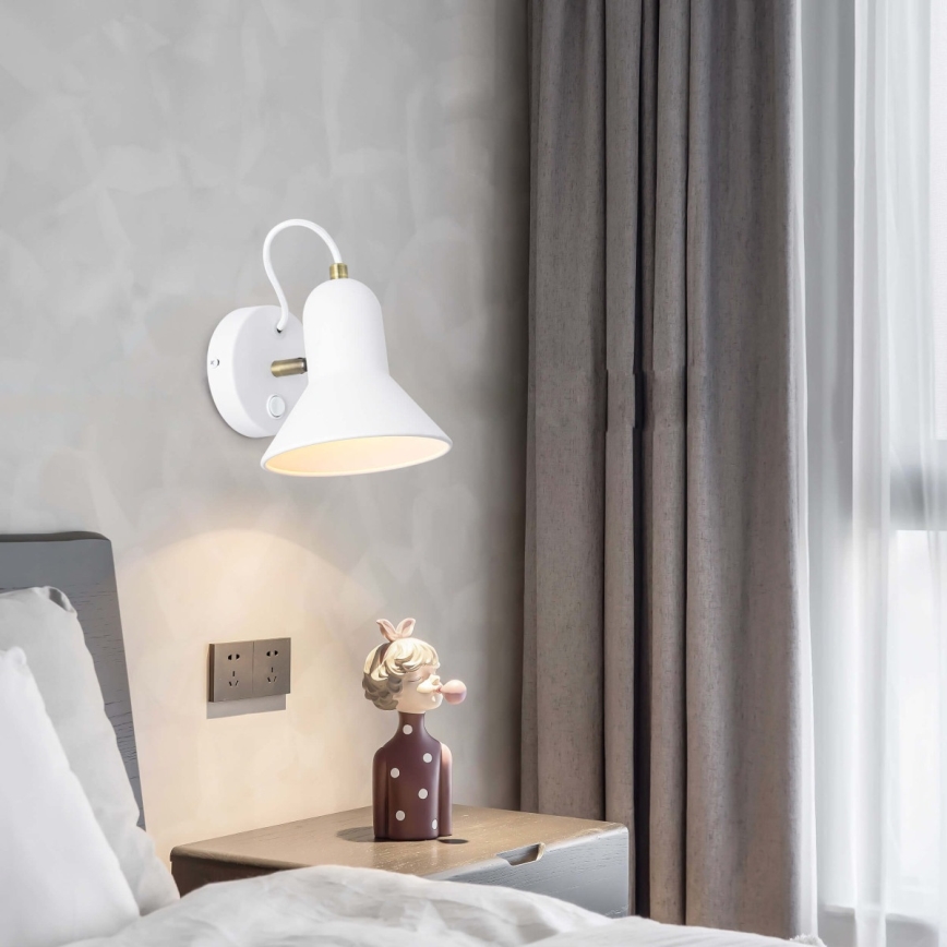 Sieninis taškinis šviestuvas ASTAMA 1xE27/40W/230V balta/žalvaris