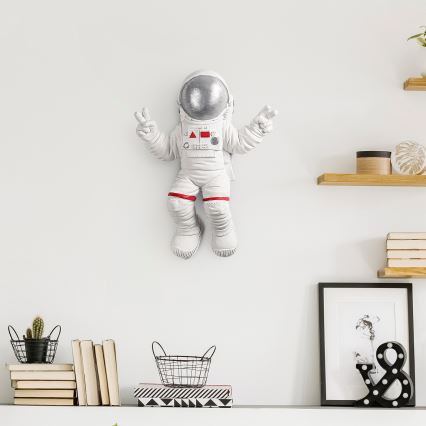 Sienų dekoracija 47x35 cm astronaut sidabras