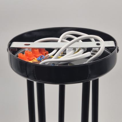 Sietynas ant stulpo IRMA 5xE27/60W/230V juoda