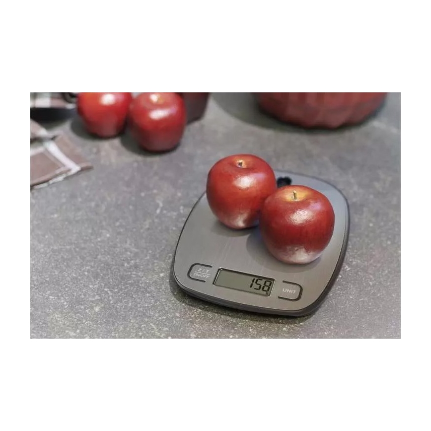 Skaitmeninės virtuvės svarstyklės 2xAAA sidabrinės