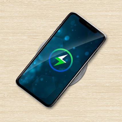 Stalviršio lizdo kolonėlė su Qi belaidžiu įkrovimu 3x230V + 1xUSB-A + 1xUSB-C sidabras/juoda