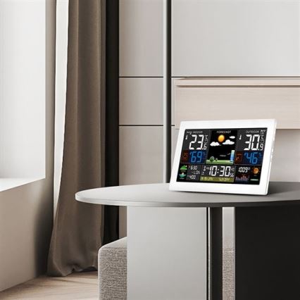 Meteorologinė stotelė su spalvotu LCD ekranu 5V/2xAA + 2xAA