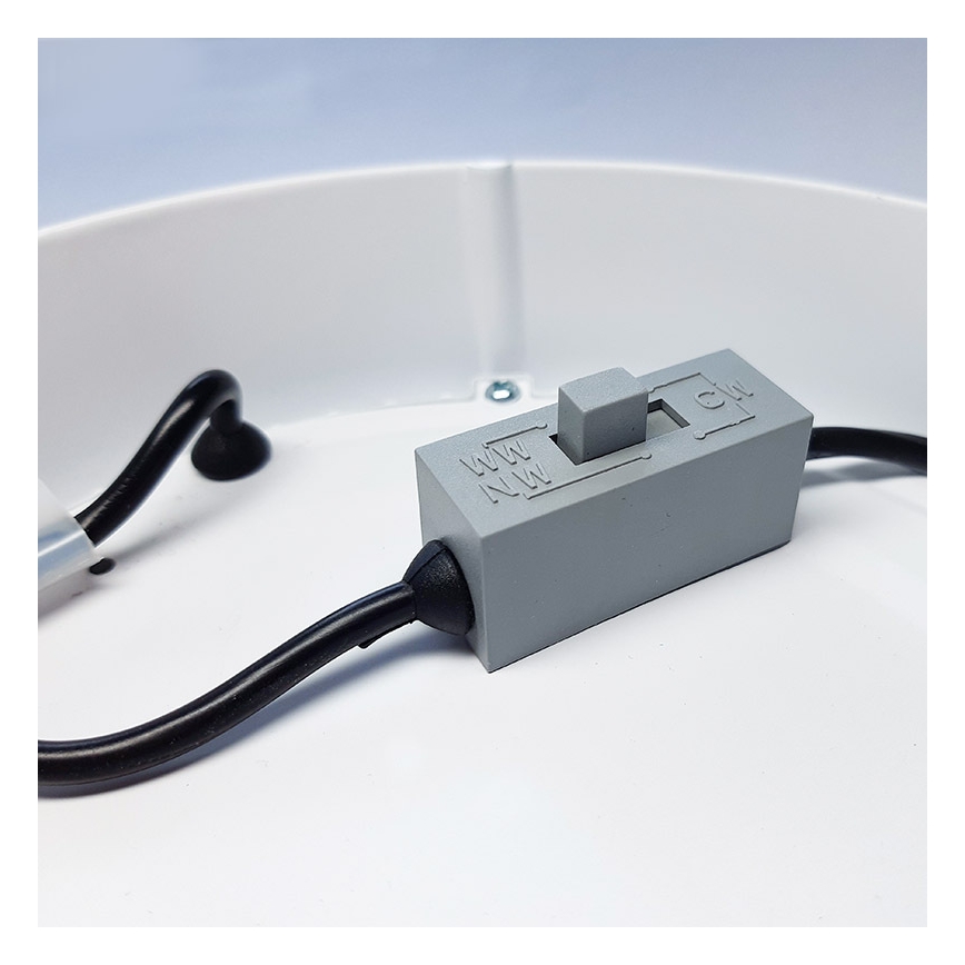 LED lubinis šviestuvas LED/18W/230V 3000/4000/6000K 22,5x22,5 cm baltas