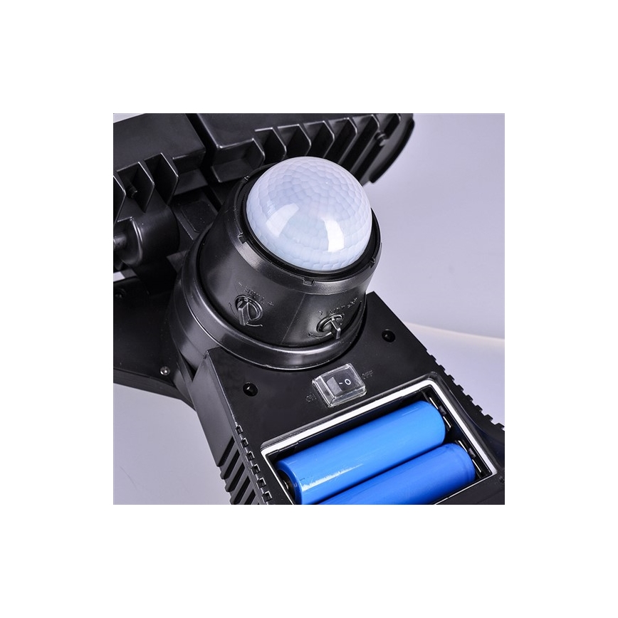 Saulės energijos LED prožektorius su jutikliu 2000mAh LED/8W/3,7V IP44