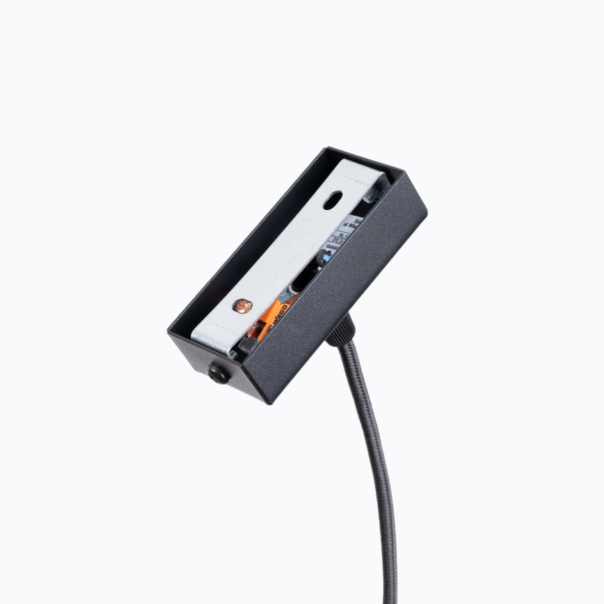 LED Pakabinamas sietynas SPARK 1xG13/8,5W/230V juoda